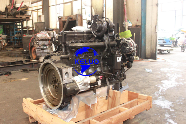 Cummins Qsb6.7 Qsb6.7-C220 Diesel Engine for Komatsu Excavator PC200-8 PC200-7 