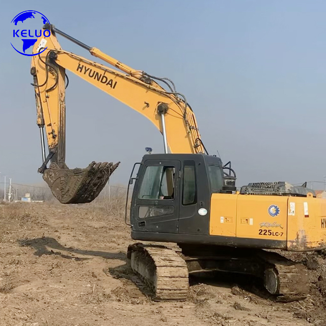 Second Hand Hyundai 225-7 Excavator