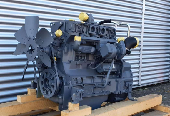 Deutz 4-cylinder Engine Good Performance 