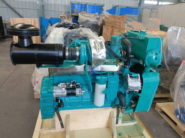 CCEC Cummins Marine Diesel Engine 6CTA8.3-M220 for Commercial Fishing Vessels