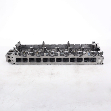 40 6HK1 Direct Injection.jpg
